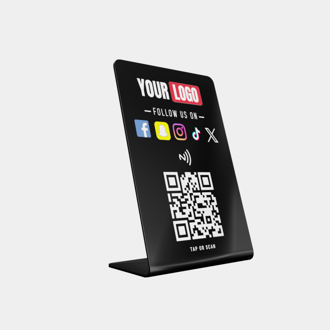 Kwekly Smart Stand — Social Media Edition